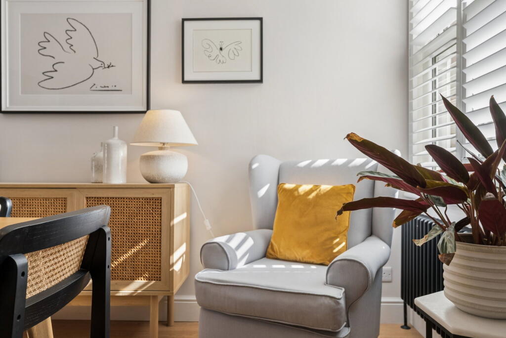 House in Rickmansworth, Chorleywood - More