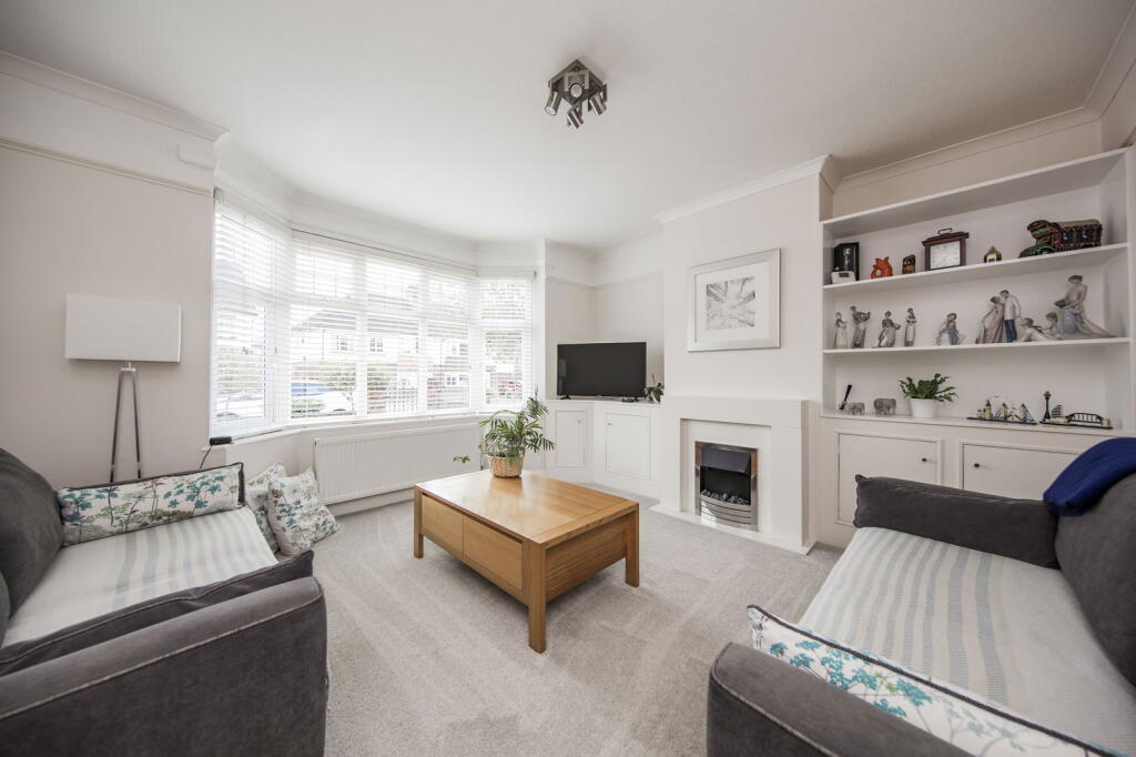 House in Tunbridge Wells, Kent - View 2