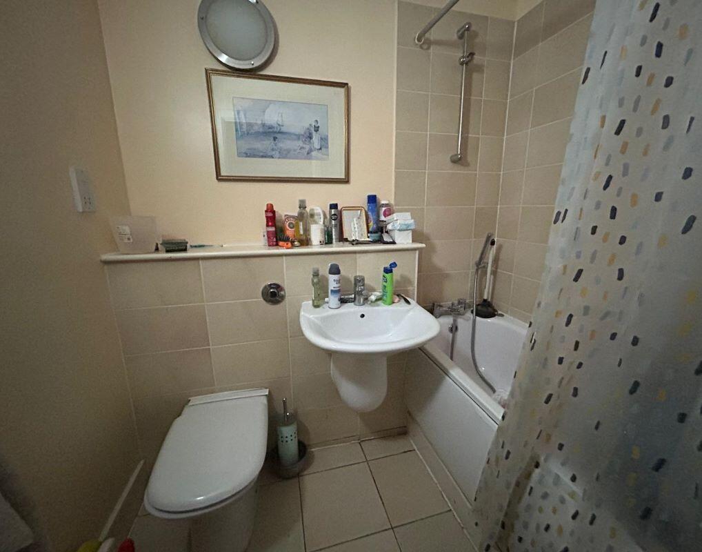 Apartment in Leicester, City of Leicester - View 5