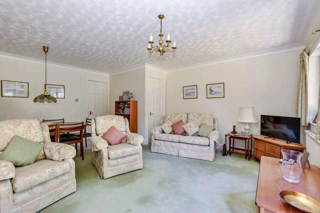 House in Watford - View 5