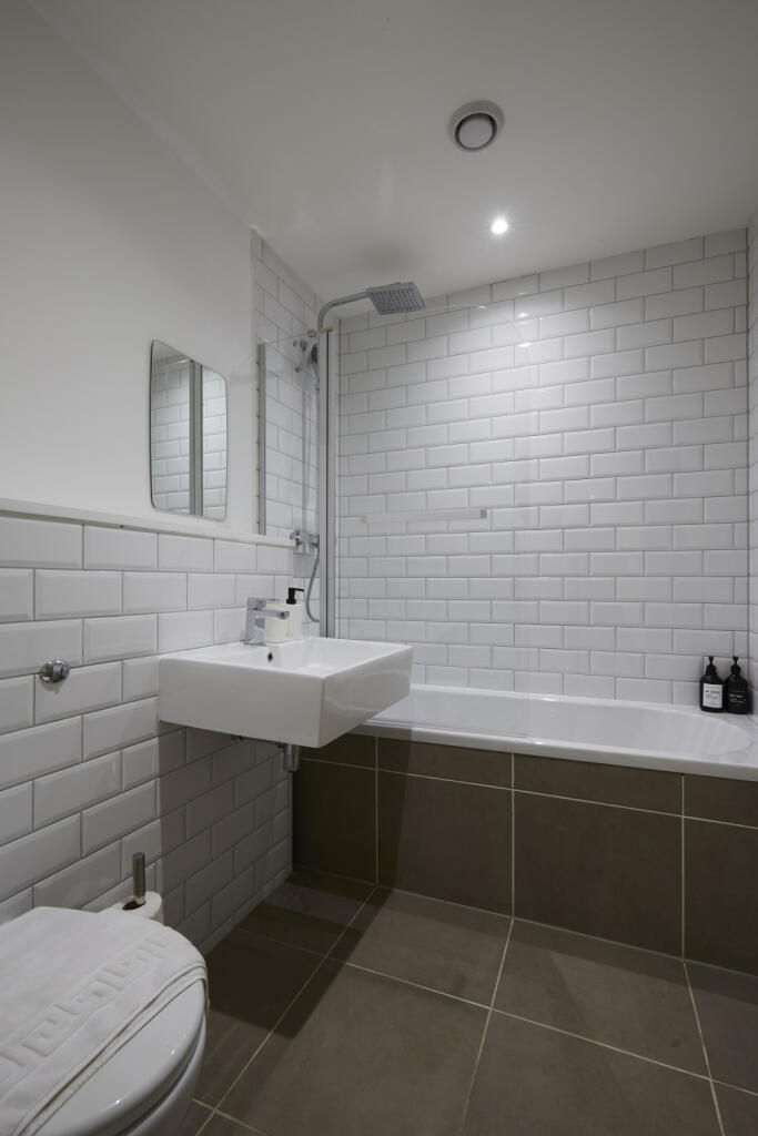 Apartment in Kirklees, Holme Valley - View 5