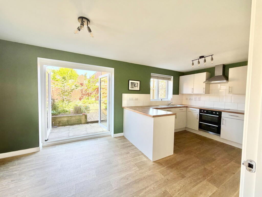164, Miners Way, Hednesford, Cannock, WS12 4WL photo 4