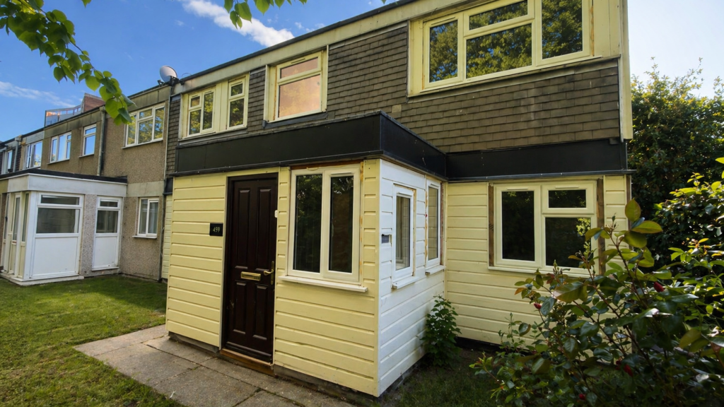 Main image of property: Victoria Avenue, Southend on Sea