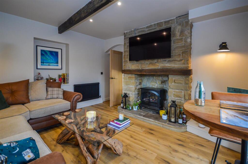 House in Wakefield, Crigglestone - View 6