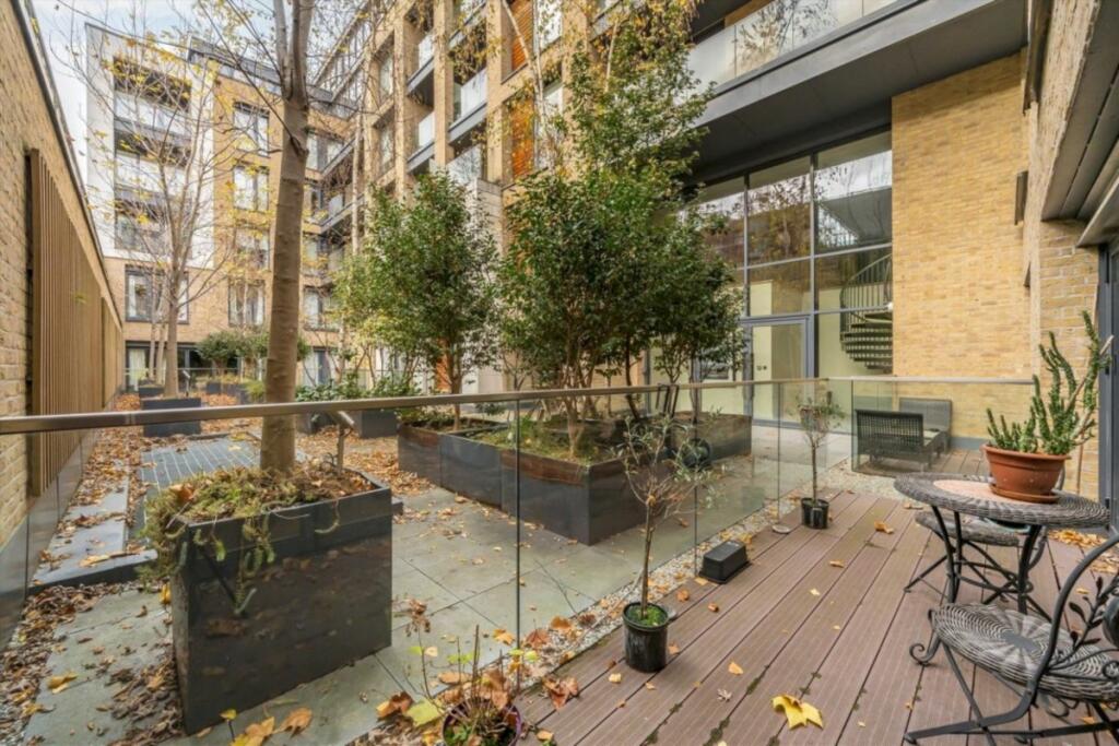 2 bedroom duplex for rent