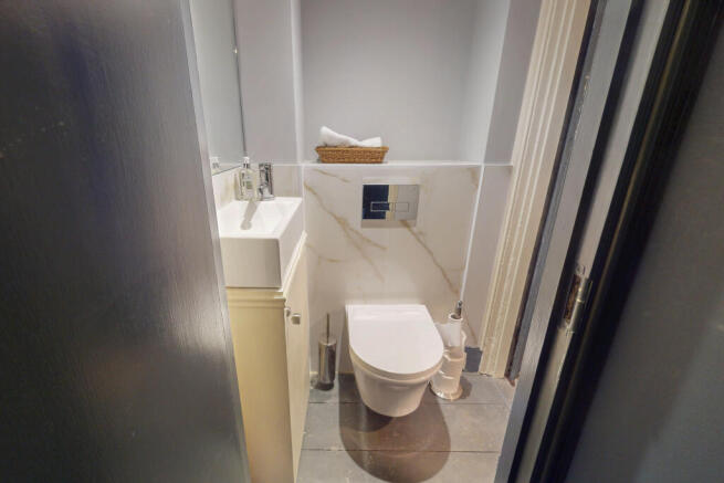 East House, East Street, Petworth, GU28 0AB