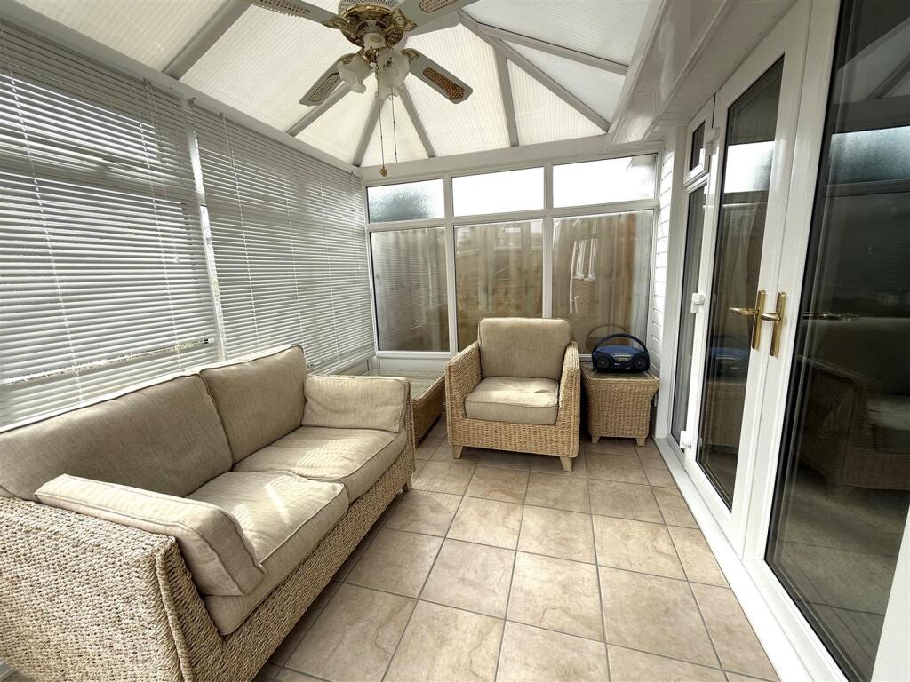 House in Stoke-on-Trent - More