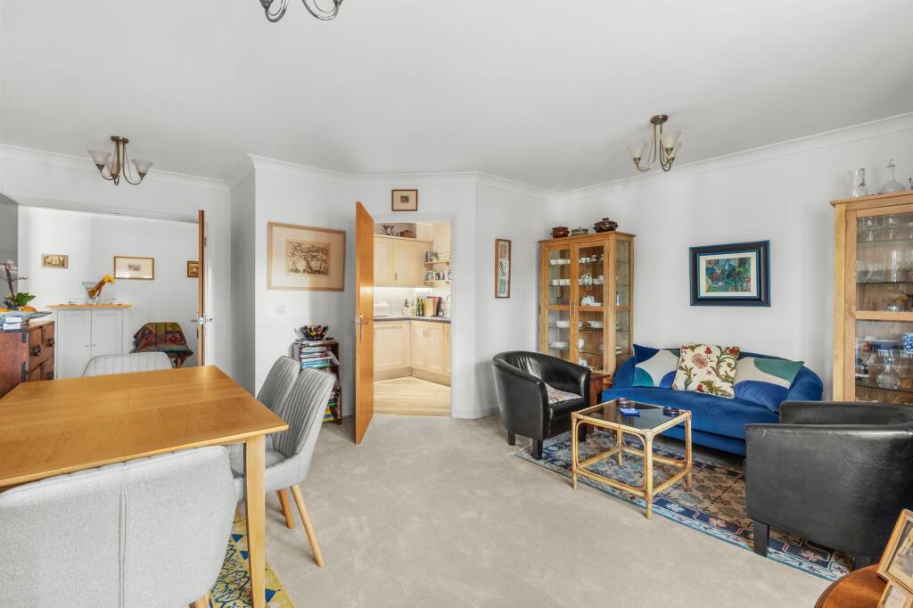 Apartment in Hemel Hempstead, Beaconsfield - View 4