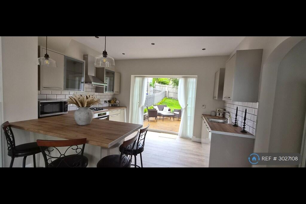 House in Blackburn - View 4