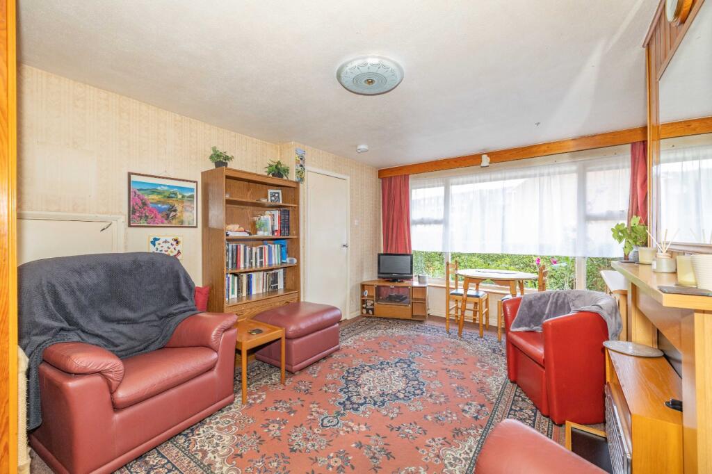 Rhodaus Close, Canterbury, Kent, CT1 photo 2
