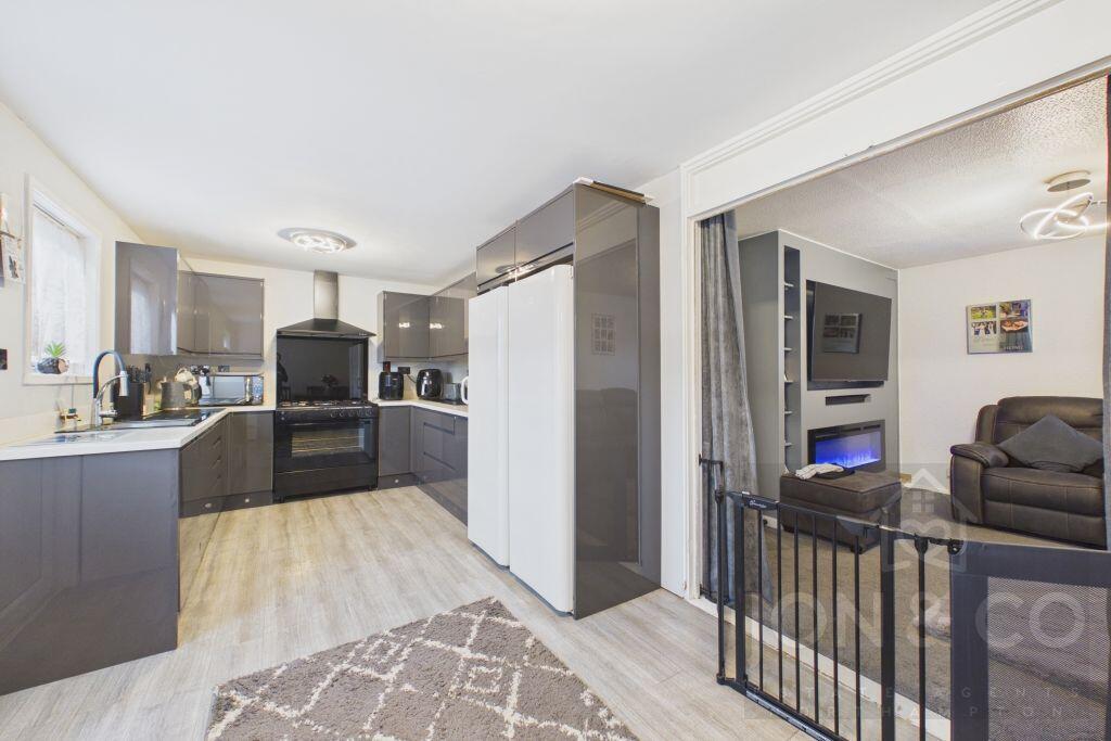 House in Northampton, Billing - More