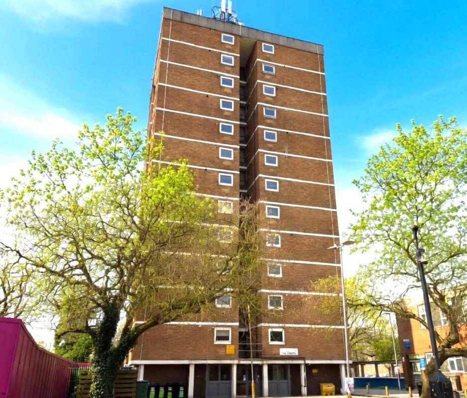 Main image of property: 8 The Towers, Southgate, Stevenage, SG1 1HE