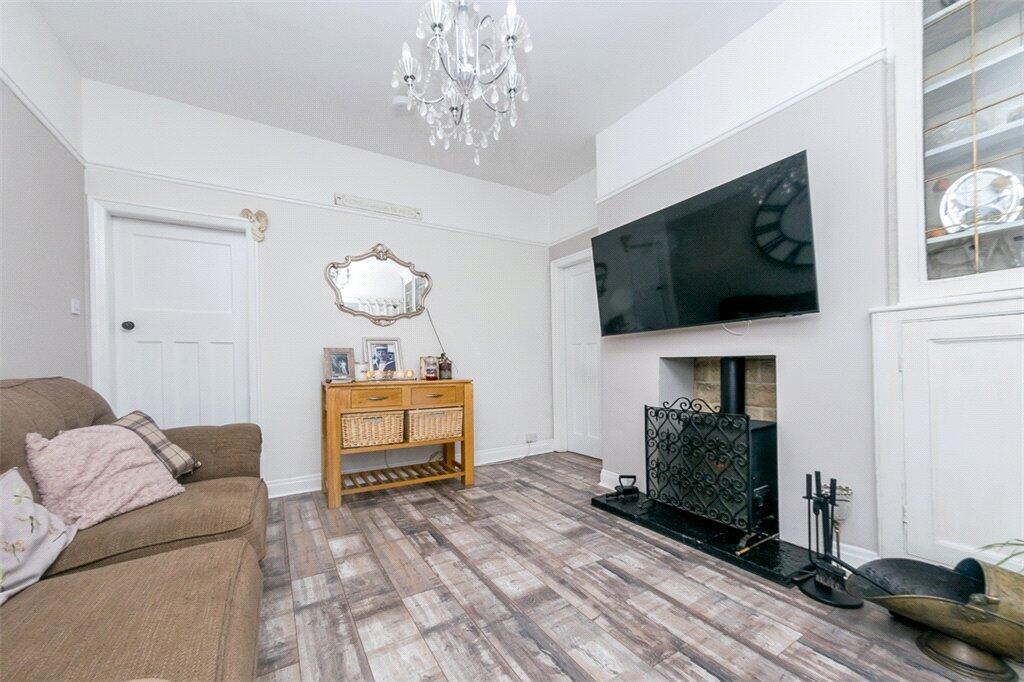 House in Kirklees, Birstall Smithies - View 4