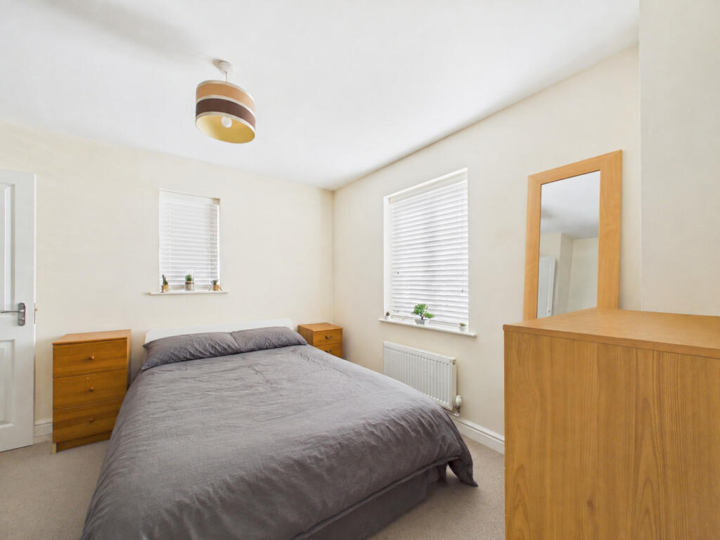 Apartment in Derby, Shelton Lock - View 5