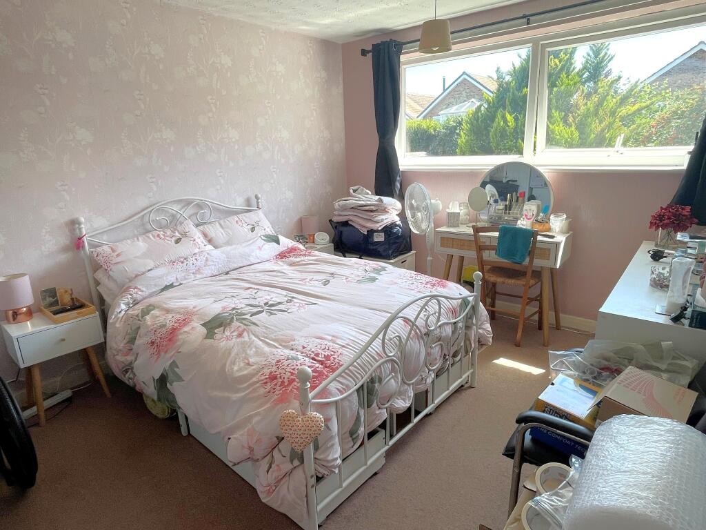 Apartment in Southampton - More