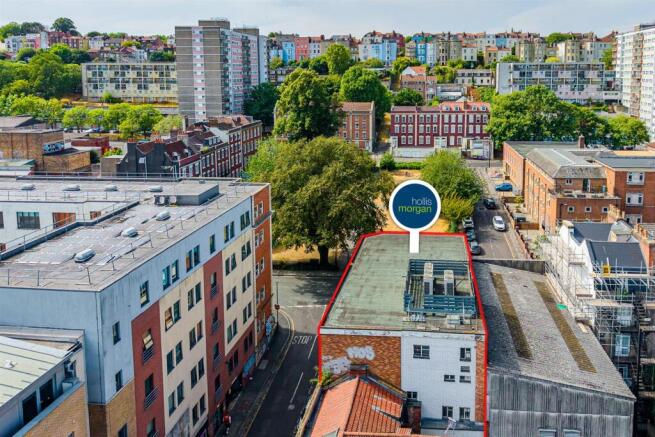 25 King Square, Stokes Croft, Bristol BS2 8JN | Fr