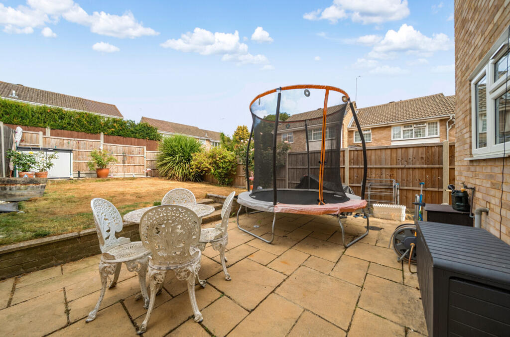 House in London - View 5