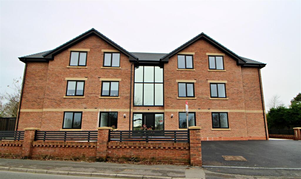 Main image of property: Stanah Gardens, Thornton