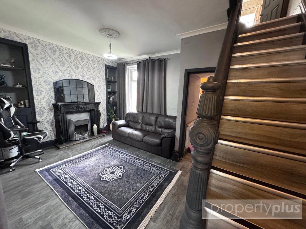 House in Tonypandy, Penygraig, Pen-y-graig - View 3