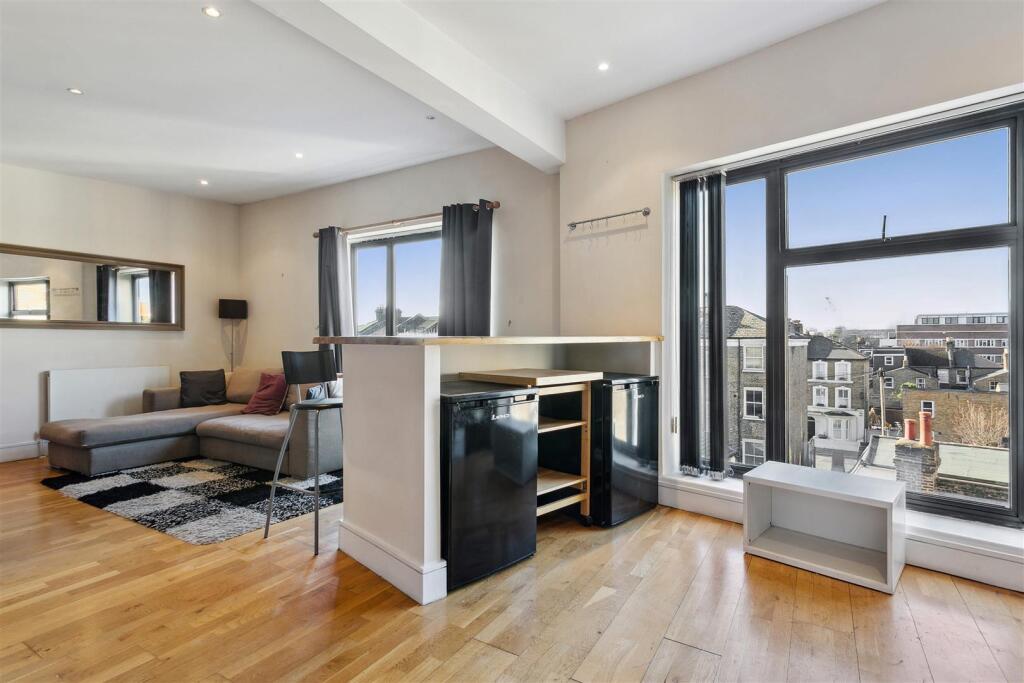 Apartment in London, Clapham Park, Brixton - View 3