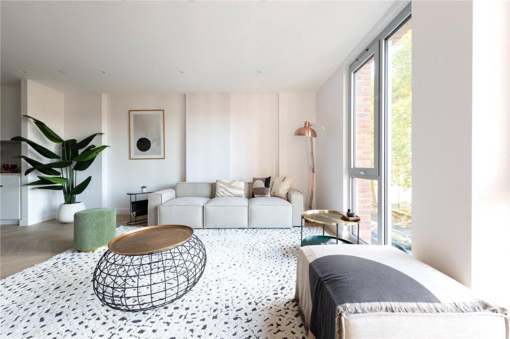 Apartment in Stockport - View 3