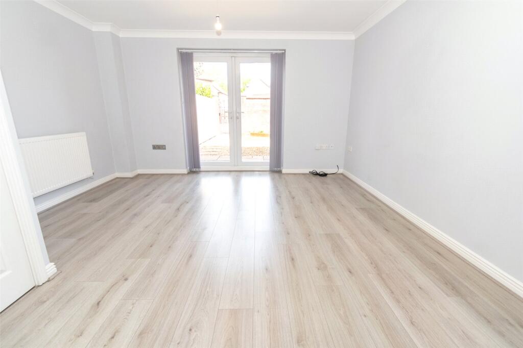 House in Middlewich, Cheshire East - View 4