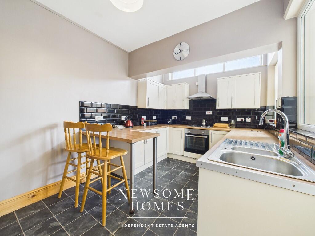 House in Flint - View 4