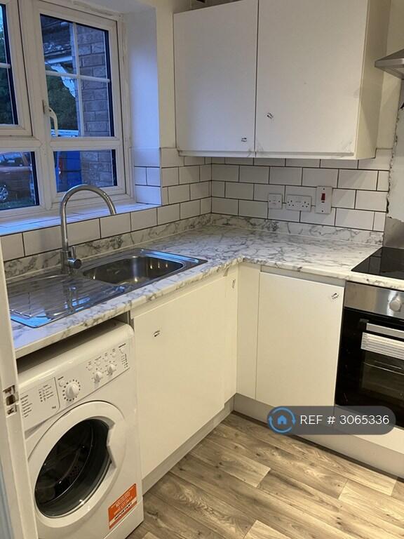House in Wootton, Blacky More, East Hunsbury - More
