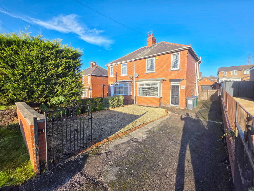 2-bed semi-detached on Bar Lane, Staincross, Barnsley, S75 6GE, £215,000