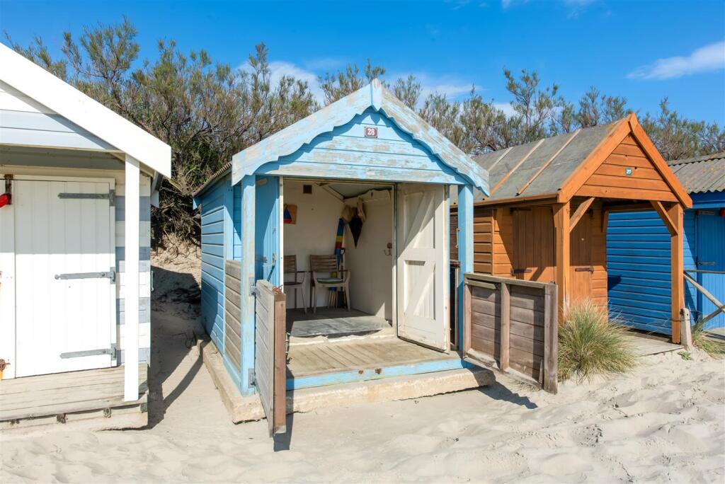 Coastguard Lane, West Wittering - More