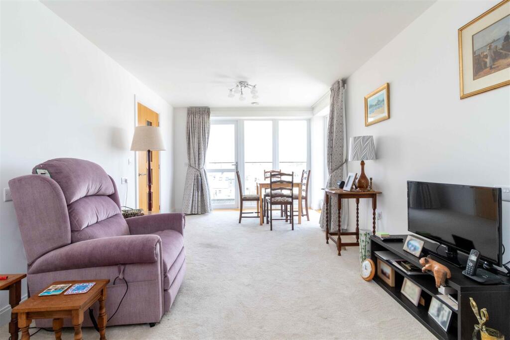 Neptune House, Heene Road, Worthing photo 2