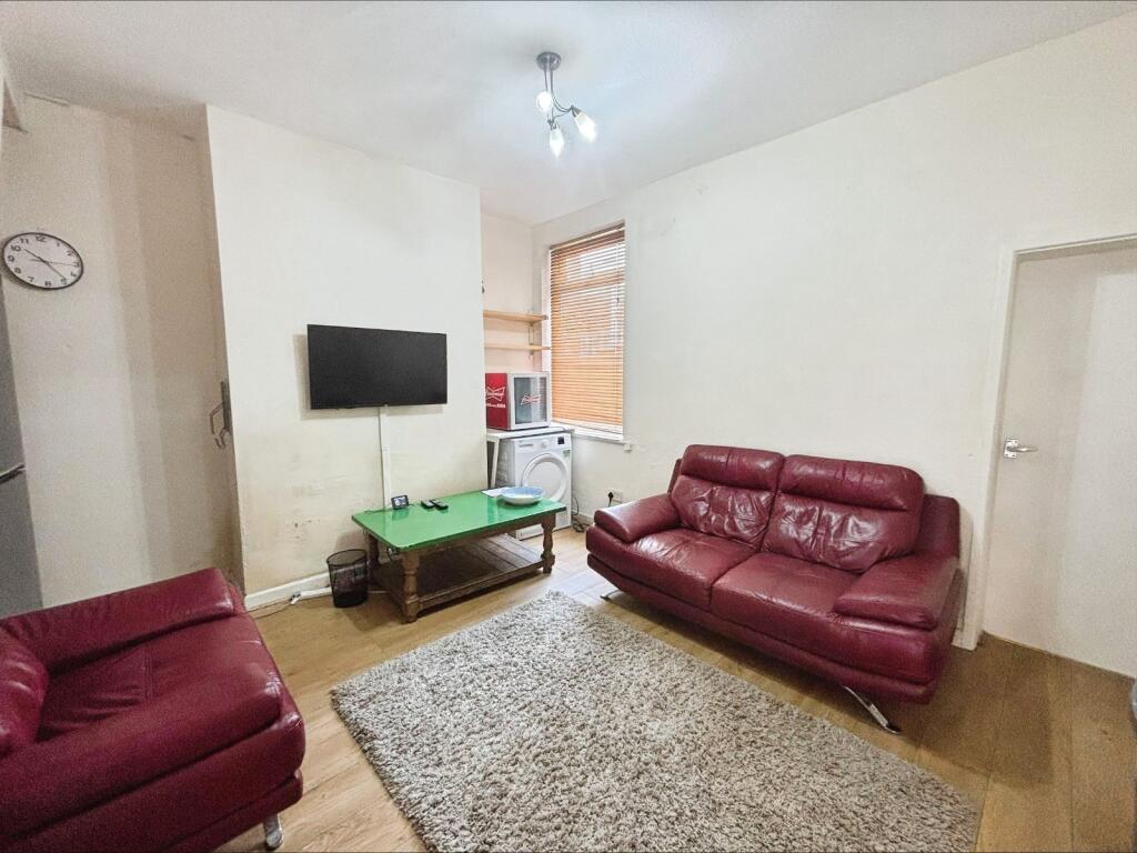 House in Manchester, Greater Manchester - View 5