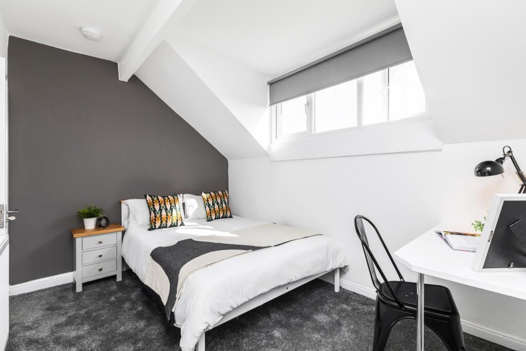 House in Leeds, Beckett Park, Headingley - View 5