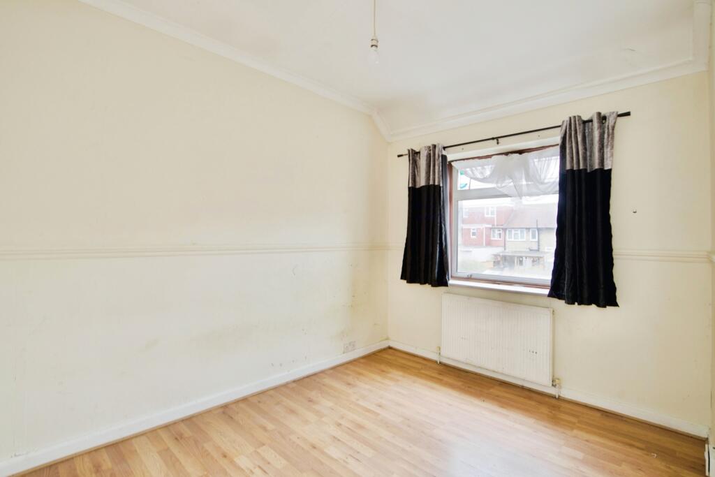 House in Romford - View 5