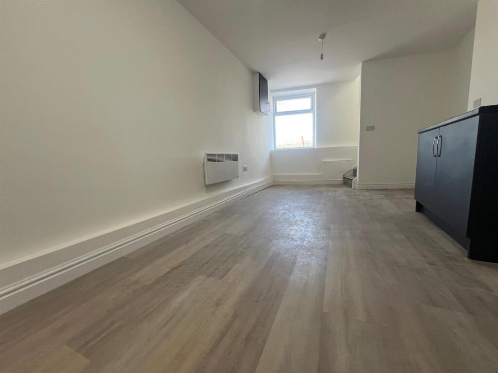 Additional image 20 of Eanam, Blackburn