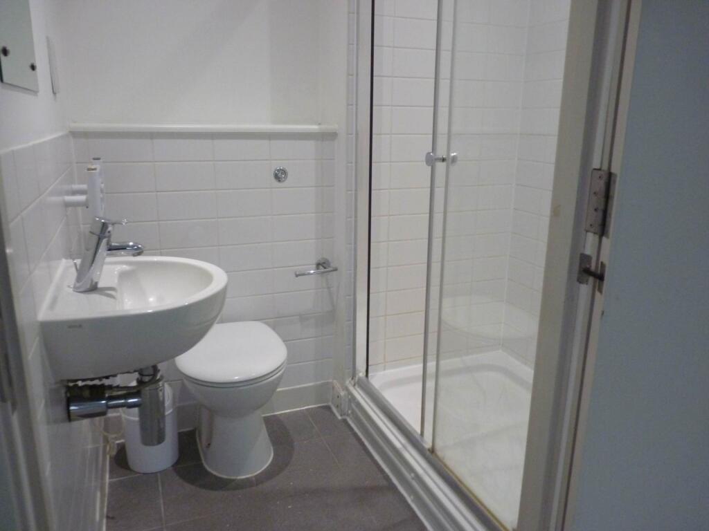 Apartment in Milton Keynes - More