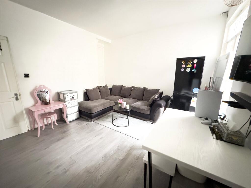 House in Manchester, Greater Manchester - View 5