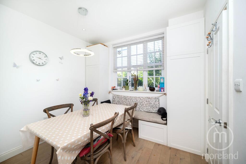 House in London - View 4