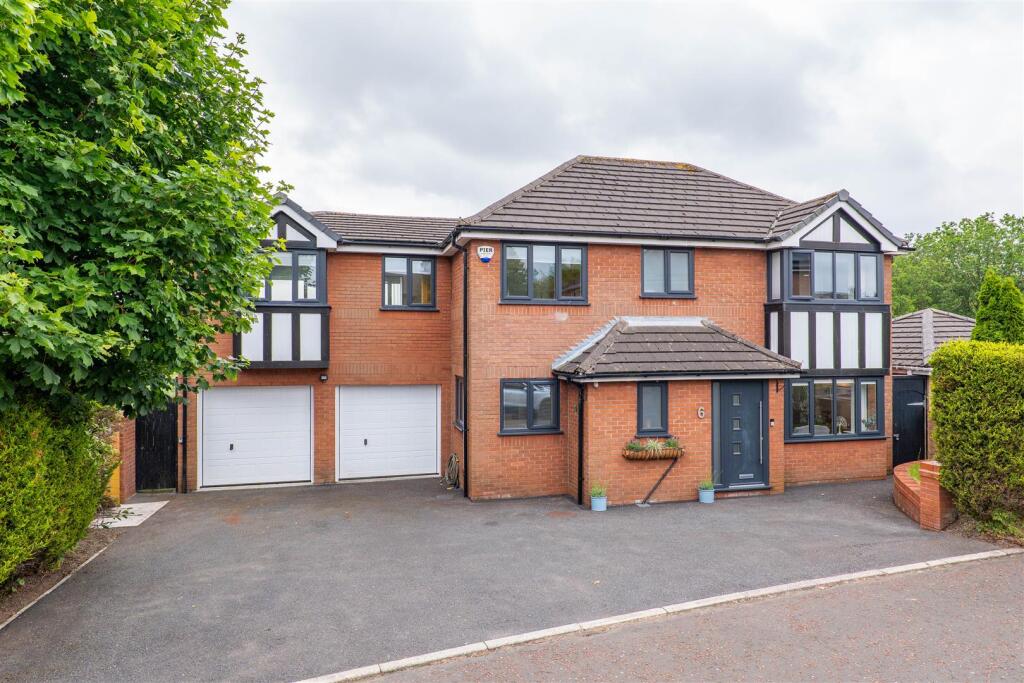 Main image of property: Merton Grove, Chorley
