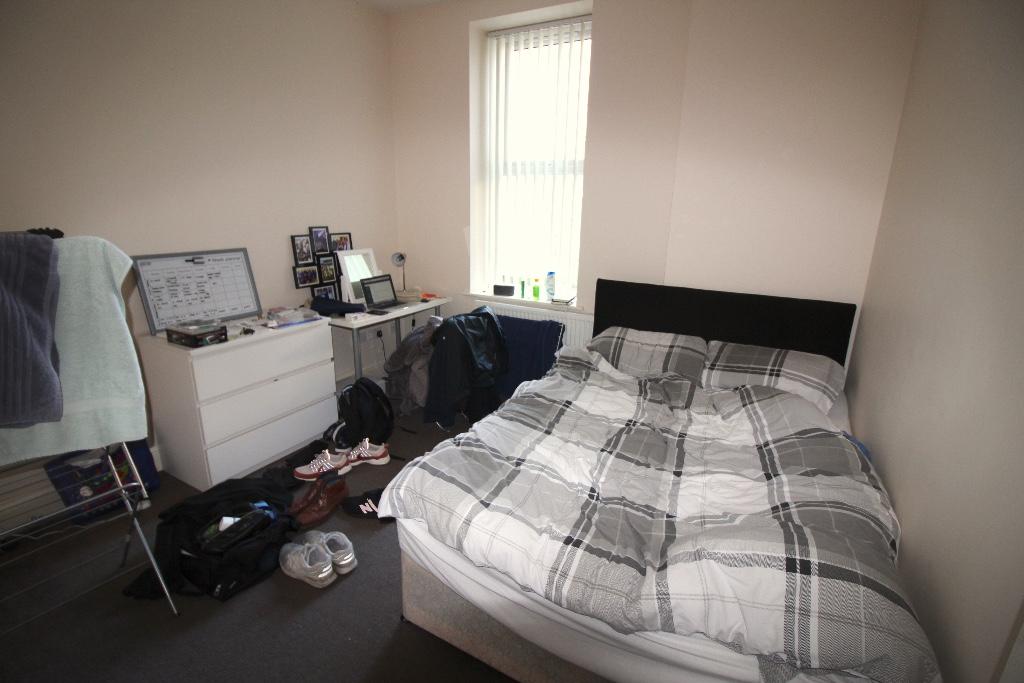 3 bedroom ground floor flat for rent