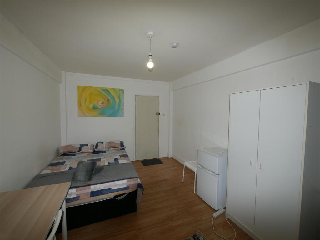 Main image of property: Meadows, Bournemouth, BH2