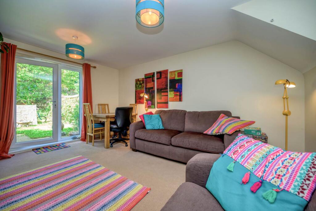 House in Reading - View 3