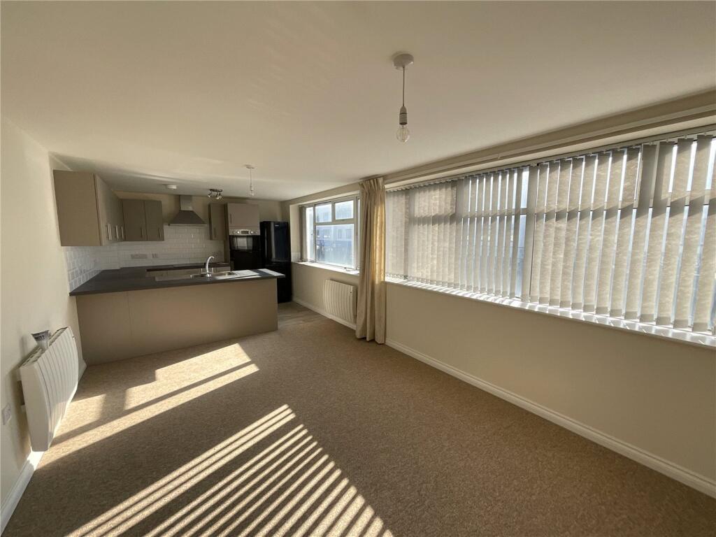 Apartment in Highcliffe-on-Sea, Highcliffe and Walkford - View 2