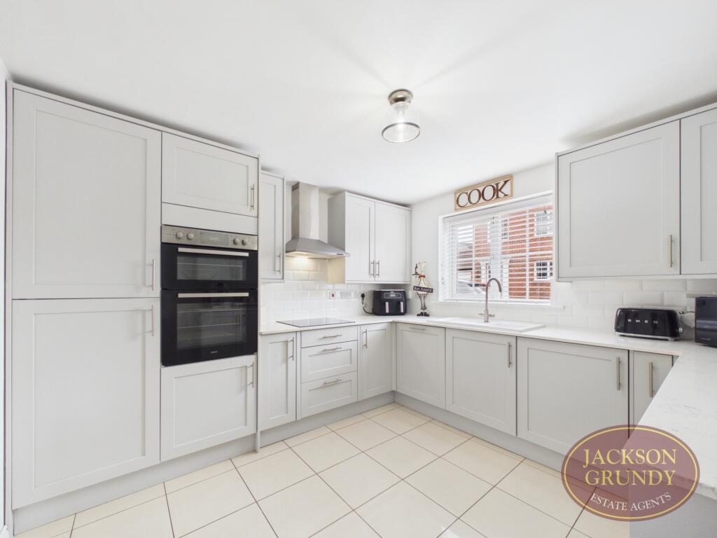 Bramble Close, Little Billing, NN3 9GF - View 2