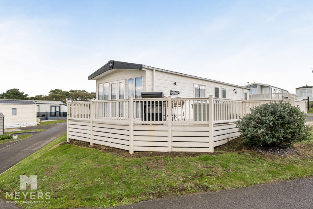 Main image of property: Durdle Door Holiday Park, Wareham, BH20 5