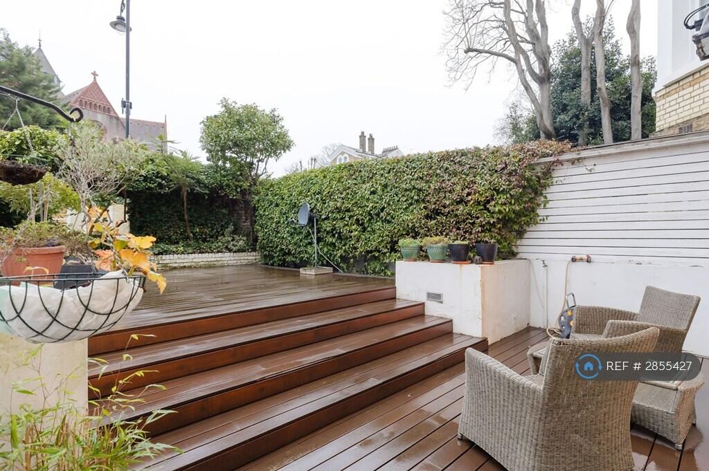 3 bedroom flat for rent