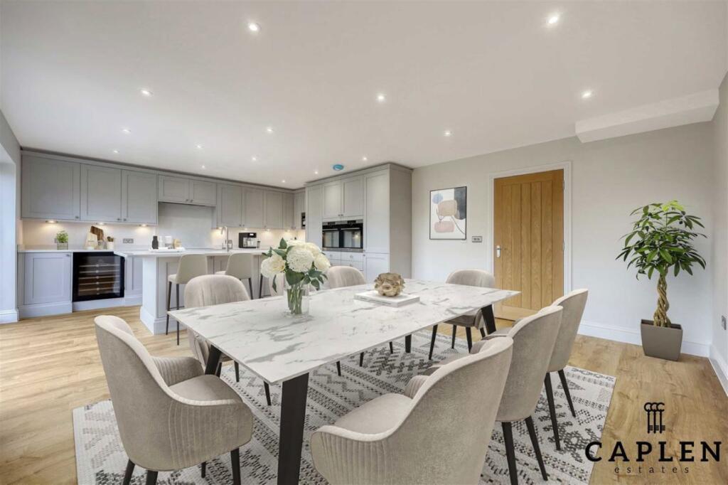 House in Romford - View 5