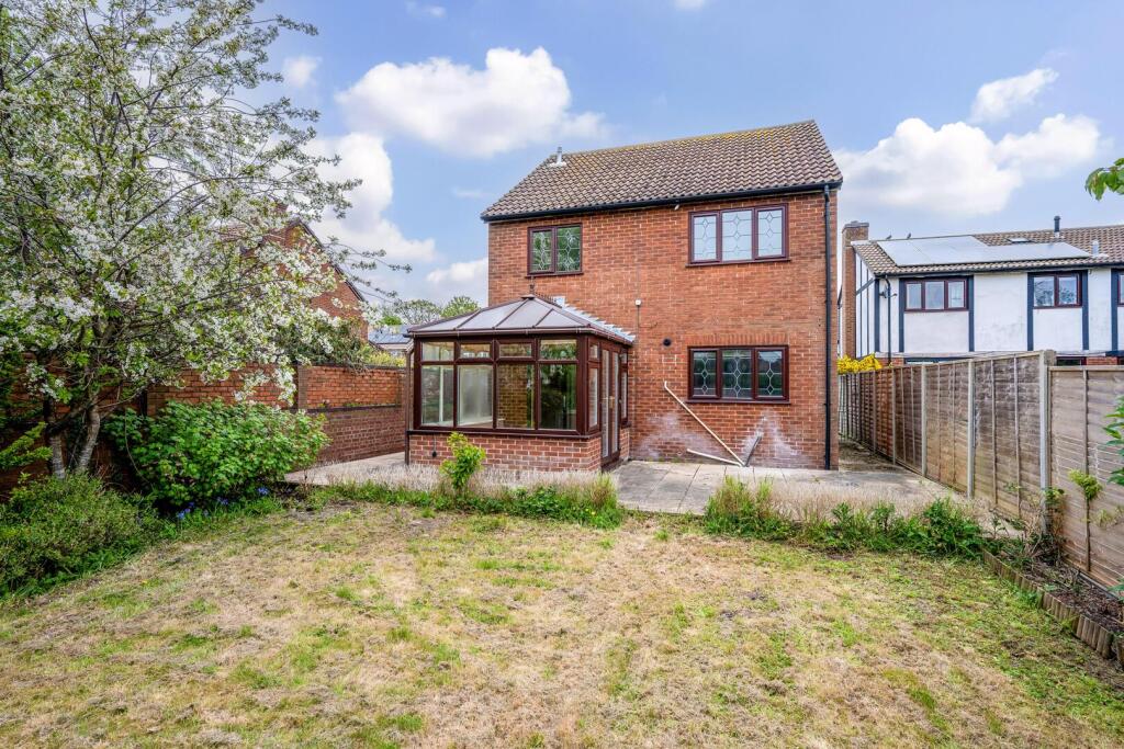 Dene Close, Sarisbury Green, Southampton photo 4