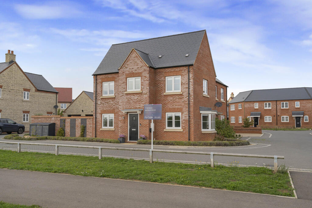 Main image of property: Kingston Drive, Bicester, OX26