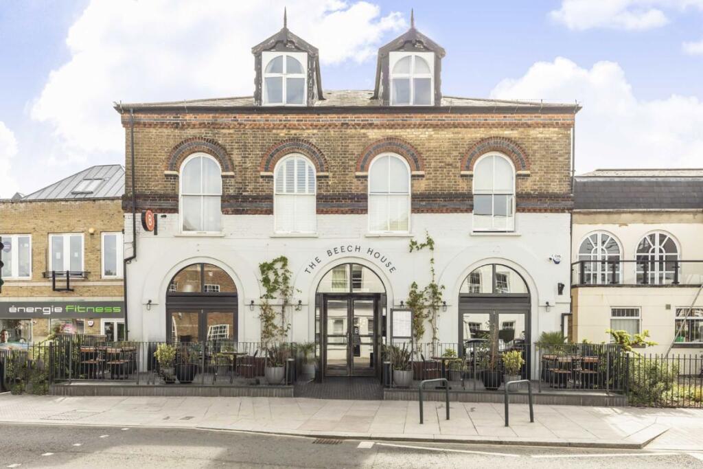 Main image of property: High Street, Hampton Hill